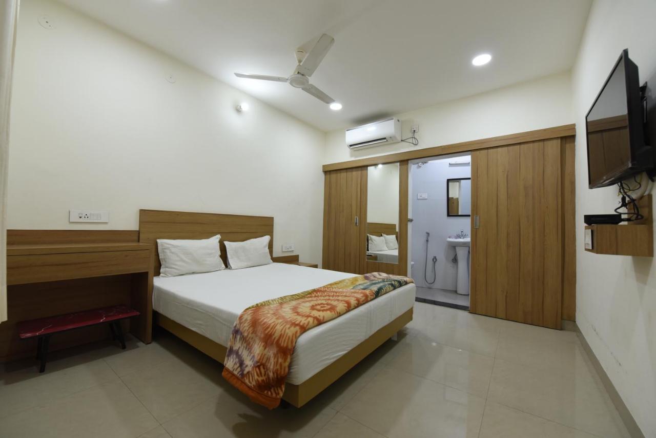 Hotel Mayur Gorakhpur Exterior photo